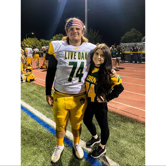 Meet your Posher, Alex - Picture 4 of 5